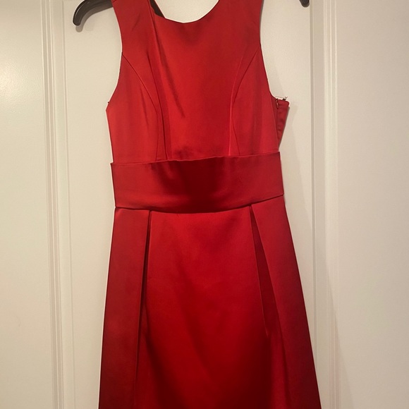 Dress - Picture 6 of 6